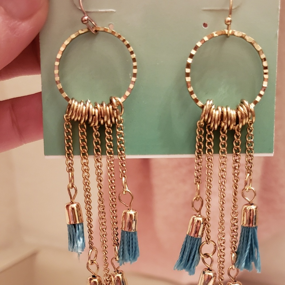 Earring - Picture 2 of 2